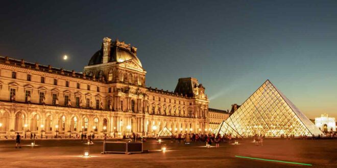 Museo Louvre Parigi