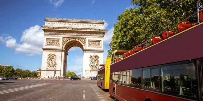 Bus Turistici Parigi
